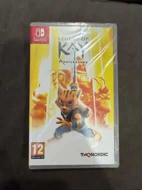 Nintendo Switch - Legend of Kay Anniversary (Yellow / White)